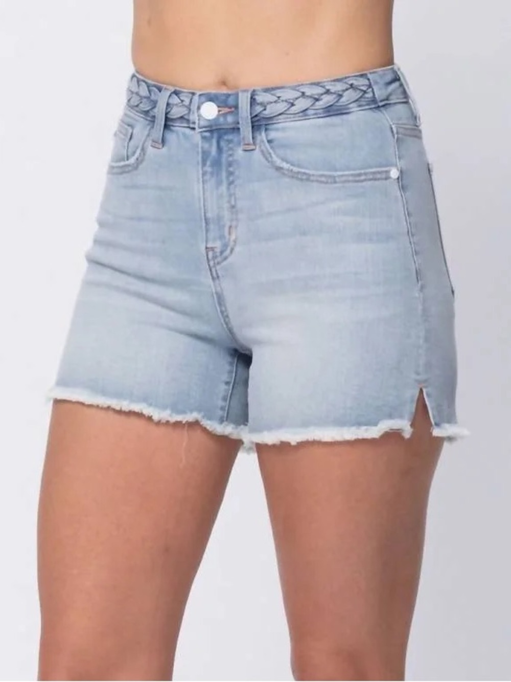 Judy Blue Light Wash Denim High-Rise Shorts with Braided Waistband size XL